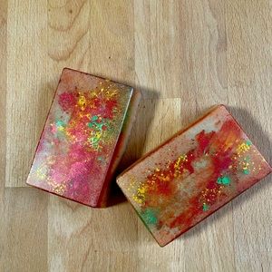 ( 1 bar) Candy Apple Handmade Soap